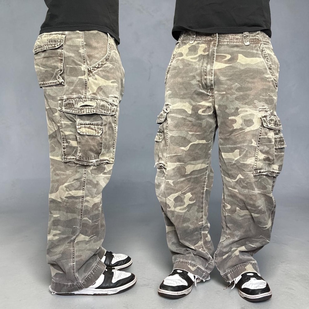 Unionbay Camo Cargo Pants Baggy Skater Y2K Vintage 34x30 Distressed Camouflage
